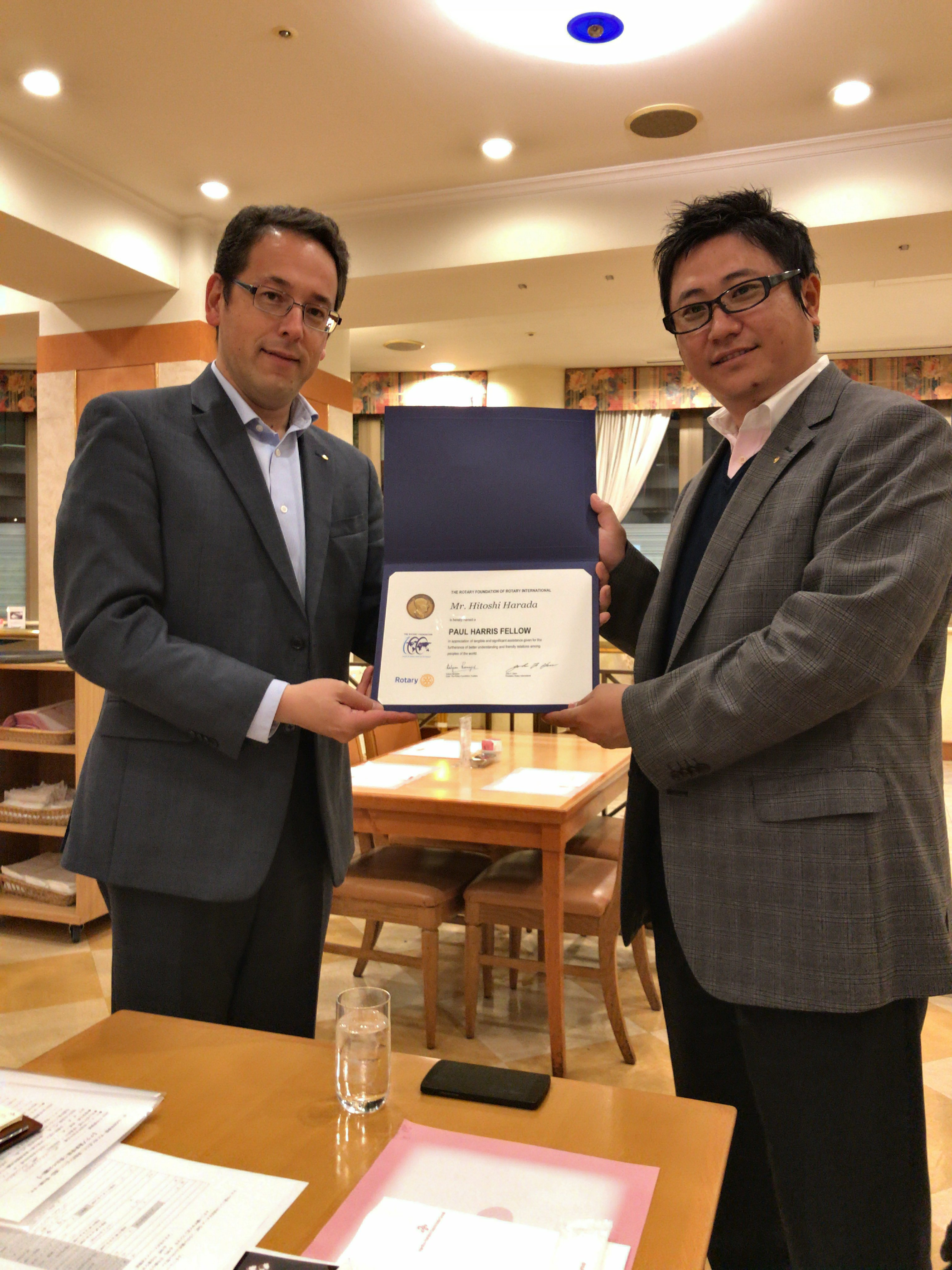 原田会員が Paul Harris Fellow を受賞しました